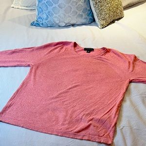 BANANA REPUBLIC silk & linen men’s sweater, great for dressing up or down